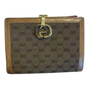 Vintage Gucci GG Supreme Canvas Brown Leather Wallet Gold G Clasp